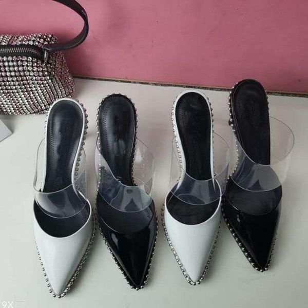 vallu 2021 summer leather surface fashion pvc drawstring steel ball chain along the sole street to send p sandals, Black
vallu 2021 summer leather surface fashion pvc drawstring steel ball chain along the sole street to send p sandals, Black