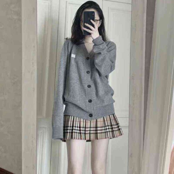 casual dresses early autumn suit female profsional celebrity small man foreign style fried street sweater pleated skirt two piece set fashio, Black;gray
casual dresses early autumn suit female profsional celebrity small man foreign style fried street sweater pleated skirt two piece set fashio, Black;gray