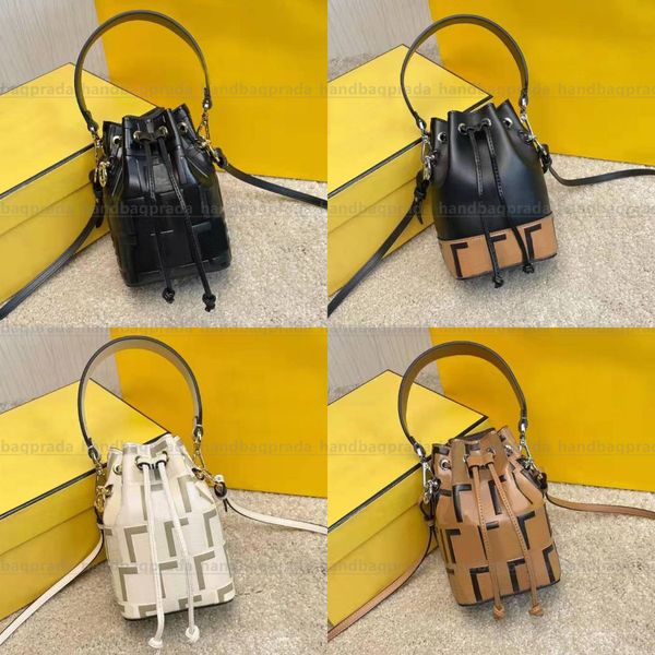 genuine leather bags drawstring holder wallets embossing bag luxurys designers wallet handbag men women's holders handbags key purse po
genuine leather bags drawstring holder wallets embossing bag luxurys designers wallet handbag men women's holders handbags key purse po