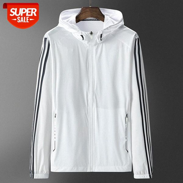 sunscreen clothes men's korean version of the trend summer thin section breathable outdoor skin three bars student cardigan jacket men, Black;brown
sunscreen clothes men's korean version of the trend summer thin section breathable outdoor skin three bars student cardigan jacket men, Black;brown
