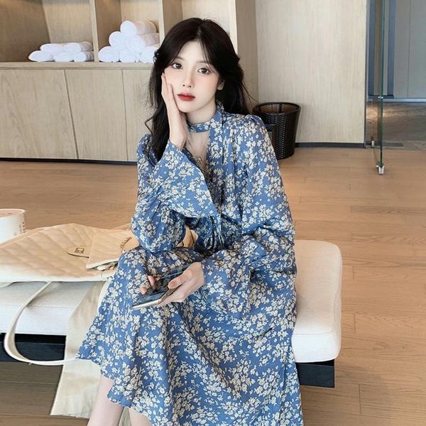 casual dresses long-sleeved v-neck floral dress age season 2021 french design feeling small temperament long, Black;gray
casual dresses long-sleeved v-neck floral dress age season 2021 french design feeling small temperament long, Black;gray