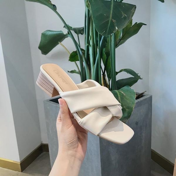 slippers women's summer wear mid-heel thick with square toe word sandals 2021 summer new fashion women's shoes, Black
slippers women's summer wear mid-heel thick with square toe word sandals 2021 summer new fashion women's shoes, Black