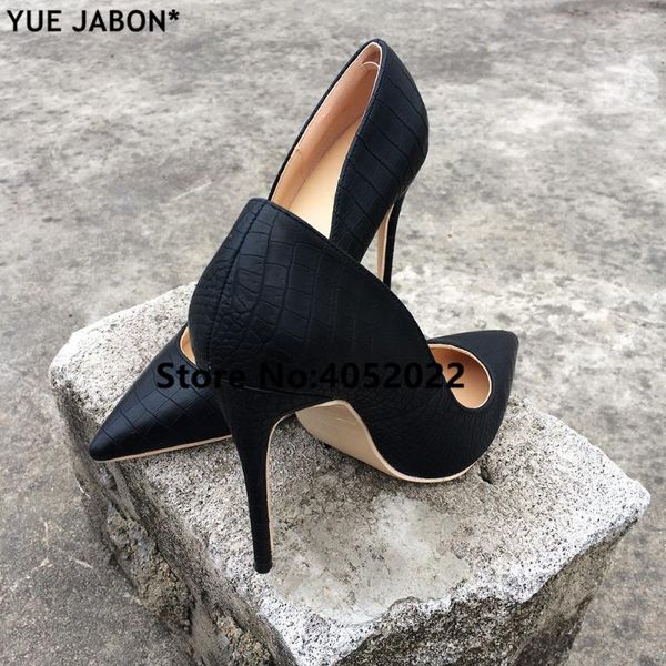 dress shoes yue jabon women high heels pumps red 12cm party wedding black color plus size 43
dress shoes yue jabon women high heels pumps red 12cm party wedding black color plus size 43