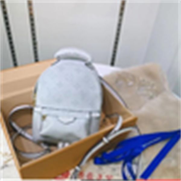 fashion brand designer totes luxury m41562 2020 leather spring and oxidized summer new net shows red envelope business mini backpacks messen
fashion brand designer totes luxury m41562 2020 leather spring and oxidized summer new net shows red envelope business mini backpacks messen