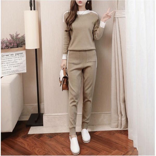 autumn winter women knitted tracksuit two-piece suite long sleeve sweater pullover set elastic waist knitted long trousers suit, Gray
autumn winter women knitted tracksuit two-piece suite long sleeve sweater pullover set elastic waist knitted long trousers suit, Gray