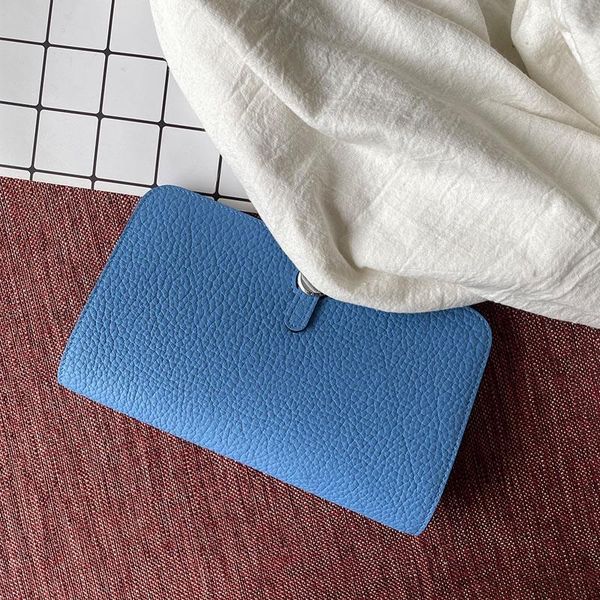 wallets high capacity geunine learher passport cover fashion hasp long wallet luxury design brand purse solid blue money bag, Red;black
wallets high capacity geunine learher passport cover fashion hasp long wallet luxury design brand purse solid blue money bag, Red;black