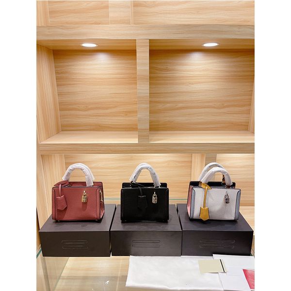 outlet 2021 zoe micro bag bag high-end multi-purpose mommy shopping women's luxuryss designerss yw
outlet 2021 zoe micro bag bag high-end multi-purpose mommy shopping women's luxuryss designerss yw