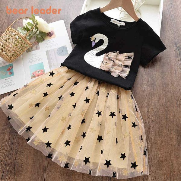 bear leader summer kids girls clothes set fruit parrten short t-shirt +bow ball gown dress 2pcs clothing sets 3-7y 210708, White
bear leader summer kids girls clothes set fruit parrten short t-shirt +bow ball gown dress 2pcs clothing sets 3-7y 210708, White