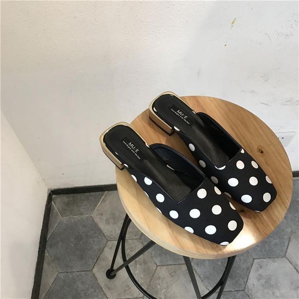 slippers summer women's flat shoes women zapatos de mujer fashion square head polka dot low heel ladies baotou sandals, Black
slippers summer women's flat shoes women zapatos de mujer fashion square head polka dot low heel ladies baotou sandals, Black