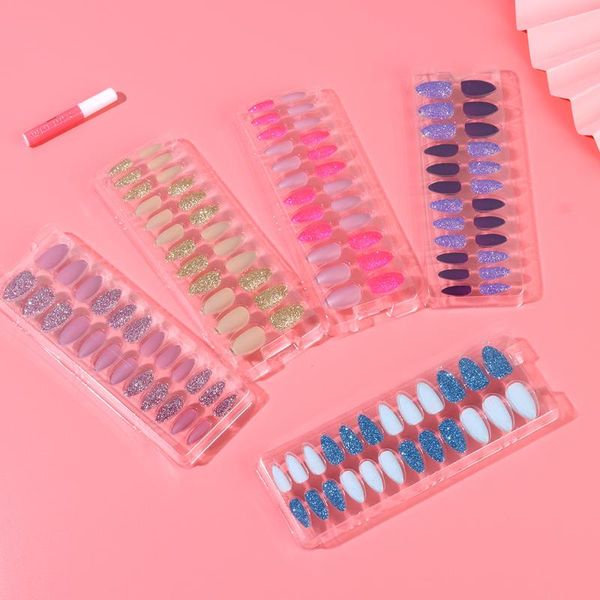 false nails 24 pcs/box wearable contrast color fake tips full cover coffin matte long diy manicure tool with press glue, Red;gold
false nails 24 pcs/box wearable contrast color fake tips full cover coffin matte long diy manicure tool with press glue, Red;gold