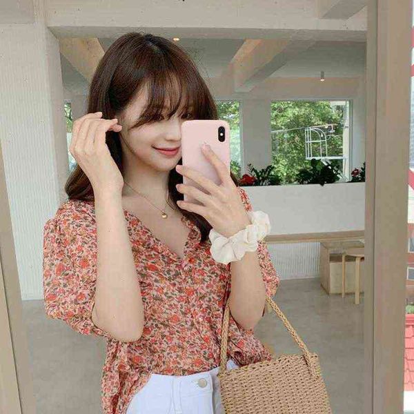floral print womens shirts v neck shirt summer femme casual vintage women blouses short sleeve chiffon girls blouse blusas, White
floral print womens shirts v neck shirt summer femme casual vintage women blouses short sleeve chiffon girls blouse blusas, White