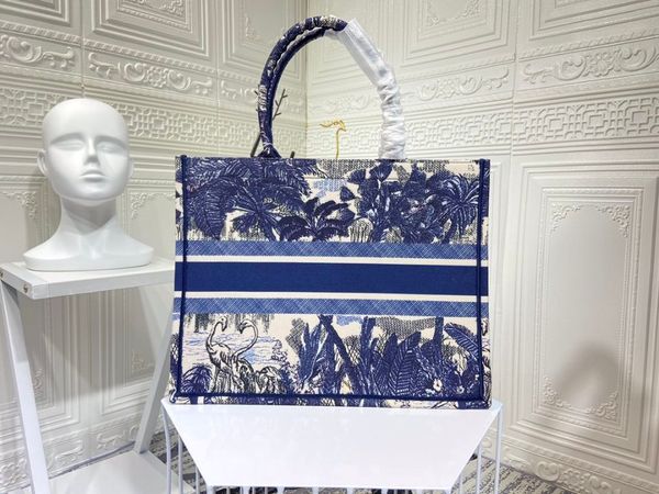 lady large-capacity handbags paris designer bag fashion retro ethnic style canvas handmade pattern handbag 36cm 41cm
lady large-capacity handbags paris designer bag fashion retro ethnic style canvas handmade pattern handbag 36cm 41cm