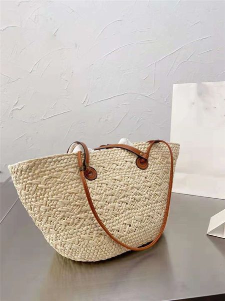 2021 the brand's latest bag woven embroidery luxury designer ladies handbag high-quality one-shoulder portable diagonal bags large-capa
2021 the brand's latest bag woven embroidery luxury designer ladies handbag high-quality one-shoulder portable diagonal bags large-capa