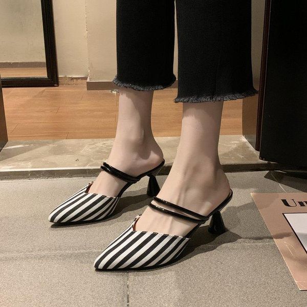 slippers pointed high-heeled shoes female half spring and summer fashion wear thin heel temperament sandal, Black
slippers pointed high-heeled shoes female half spring and summer fashion wear thin heel temperament sandal, Black
