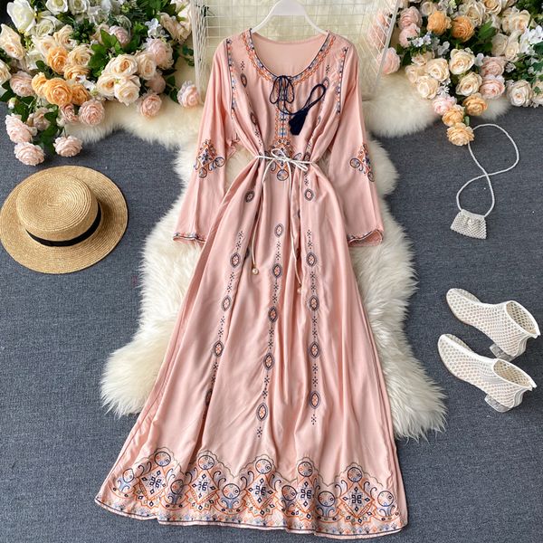2021 women vintage long robe spring summer long sleeve v neck floral embroidery retro ladies bandage beach vestidos jgcv, Black;gray
2021 women vintage long robe spring summer long sleeve v neck floral embroidery retro ladies bandage beach vestidos jgcv, Black;gray
