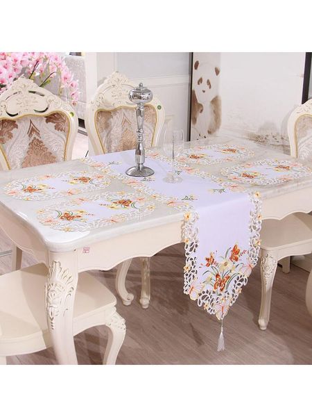 amared polyester fiber embroidered hollow out various sizes of table decoration holiday tablecloth table runner
amared polyester fiber embroidered hollow out various sizes of table decoration holiday tablecloth table runner
