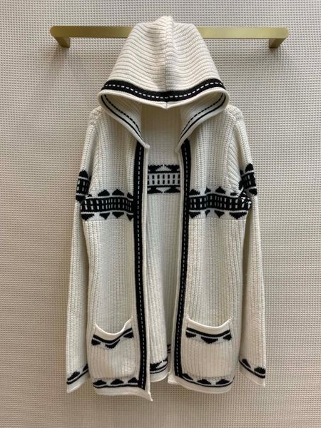milan runway jackets 2021 autumn winter hooded long sleeve panelled women's designer sweaters brand same style outerwear 0829-14, Black;brown
milan runway jackets 2021 autumn winter hooded long sleeve panelled women's designer sweaters brand same style outerwear 0829-14, Black;brown