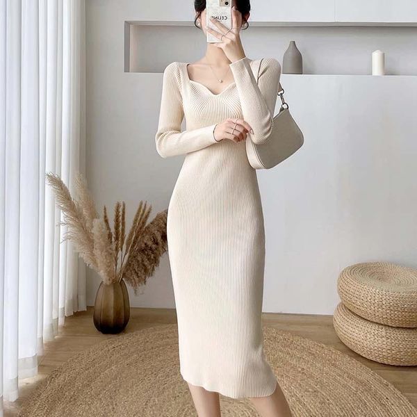 casual dresses french vintage knitting midi dress autumn and winter slim bottom bodycon street vestidos lady robes 2021, Black;gray
casual dresses french vintage knitting midi dress autumn and winter slim bottom bodycon street vestidos lady robes 2021, Black;gray