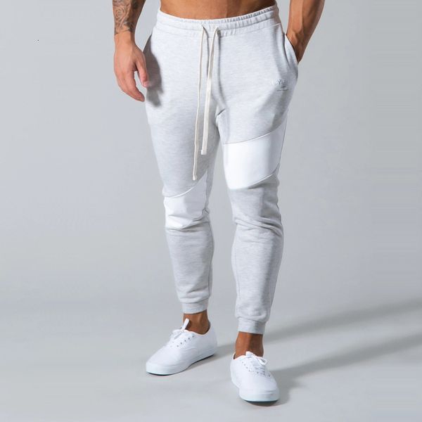 2021 new fitness bodybuilding casual print men joggers pants cotton sweatpants slim fit streetwear male trouser w04d, Black
2021 new fitness bodybuilding casual print men joggers pants cotton sweatpants slim fit streetwear male trouser w04d, Black