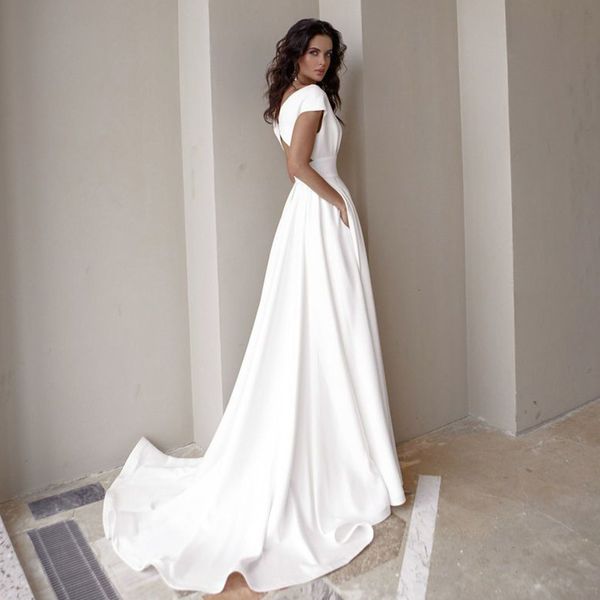 v-neck new modest wedding 2021 fashion short sleeve sweep train slit a line bridal gown with pockets mariage y960, White
v-neck new modest wedding 2021 fashion short sleeve sweep train slit a line bridal gown with pockets mariage y960, White
