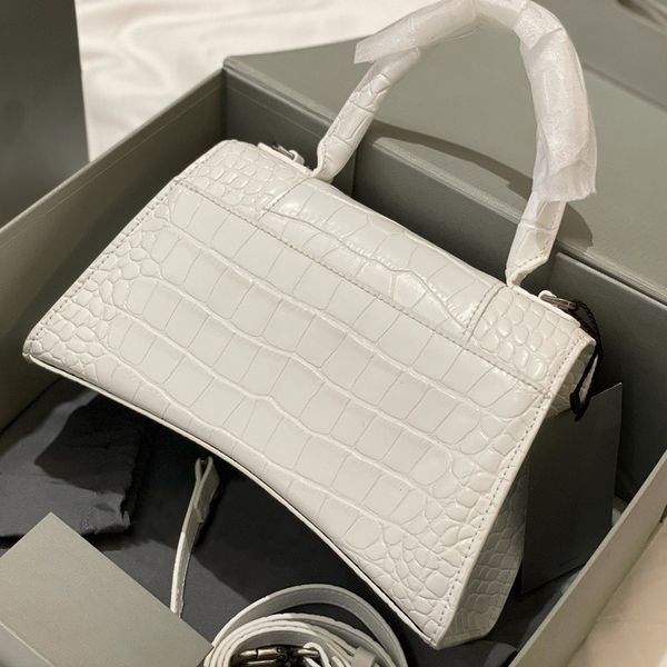 handbag designer bag tote shoulder bags ladies handbags totes crossbody genuine leather luxury different styles shopping with the original b
handbag designer bag tote shoulder bags ladies handbags totes crossbody genuine leather luxury different styles shopping with the original b