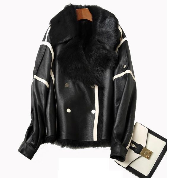 2021 new fashion tuscan wool black lapel shearling genuine leather locomotive women jacket with pocket real leather jacket
2021 new fashion tuscan wool black lapel shearling genuine leather locomotive women jacket with pocket real leather jacket