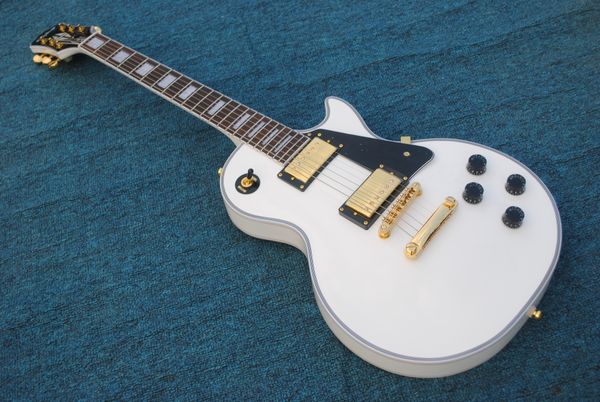 delivery, ebony fingerboard, white electric guitar, black hardware electric guitar , electric guitar
delivery, ebony fingerboard, white electric guitar, black hardware electric guitar , electric guitar
