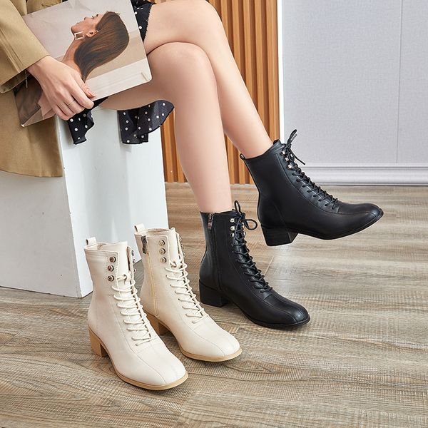 autumn winter new martin british chic women's thick heel flat bottomed motorcycle boots children's short tube, Black
autumn winter new martin british chic women's thick heel flat bottomed motorcycle boots children's short tube, Black