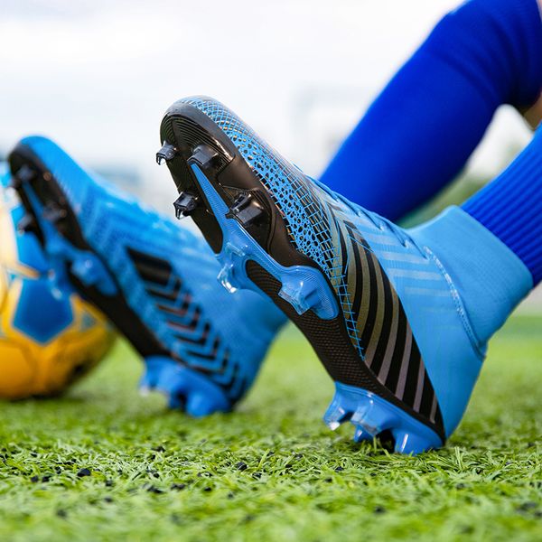 men soccer boots long spikes football shoes professional training cleats high ankle sock sneakers man turf shoes zapatos futbol
men soccer boots long spikes football shoes professional training cleats high ankle sock sneakers man turf shoes zapatos futbol