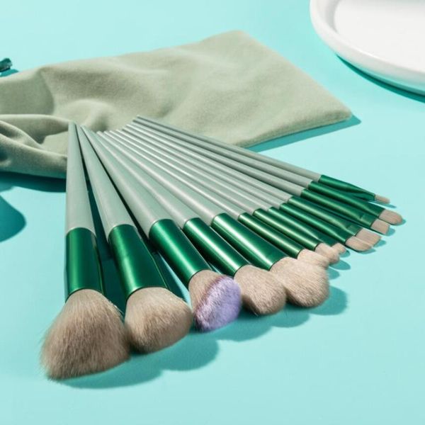 makeup brushes 3-color brush set of 13pcs eyeshadow blush loose powder soft and fluffy portable + velvet bag
makeup brushes 3-color brush set of 13pcs eyeshadow blush loose powder soft and fluffy portable + velvet bag