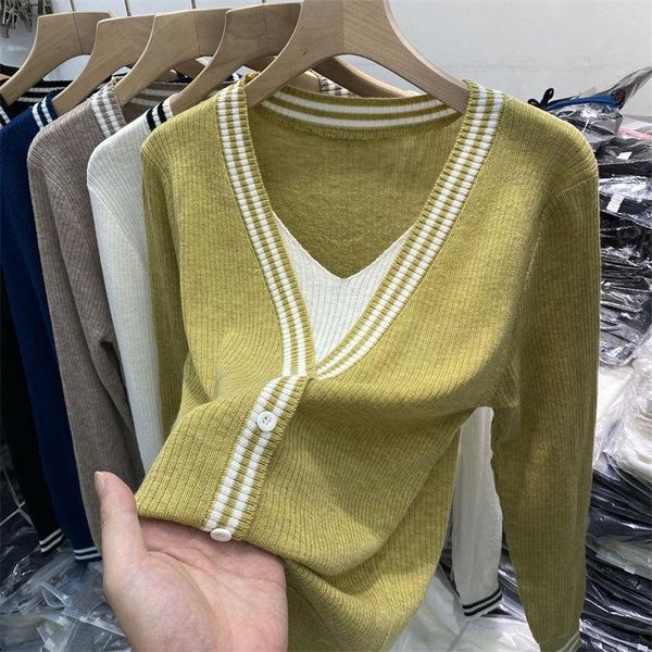 women's sweaters 2021 spring and autumn long sleeve fake two-piece v-neck knitted foreign style sweater, White;black
women's sweaters 2021 spring and autumn long sleeve fake two-piece v-neck knitted foreign style sweater, White;black