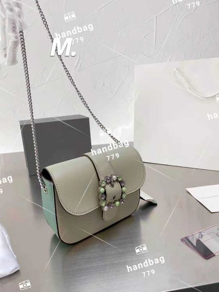 designer luxury bag ladies light green collision small square chain texture silver straps can be inclined across the large capacity multi wo
designer luxury bag ladies light green collision small square chain texture silver straps can be inclined across the large capacity multi wo