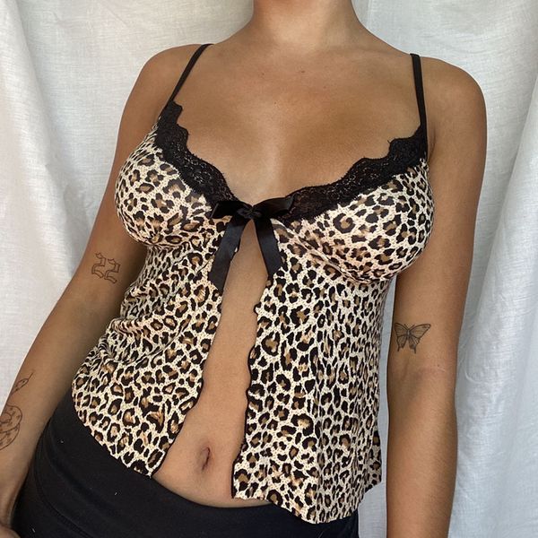 2021 new arrivals summer fashion spaghetti strap lace bow split leopard high street women camis, White
2021 new arrivals summer fashion spaghetti strap lace bow split leopard high street women camis, White