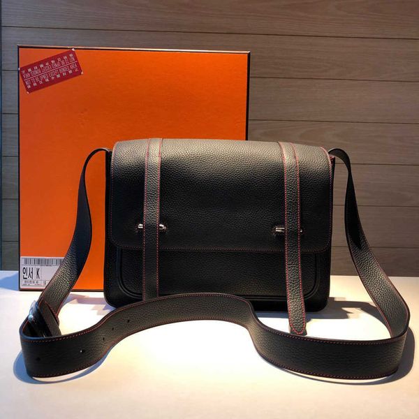1:1 pure honey wax thread sewn steven's one shoulder messenger bag togo lychee grain cow leather black earth yellow 34cm y
1:1 pure honey wax thread sewn steven's one shoulder messenger bag togo lychee grain cow leather black earth yellow 34cm y