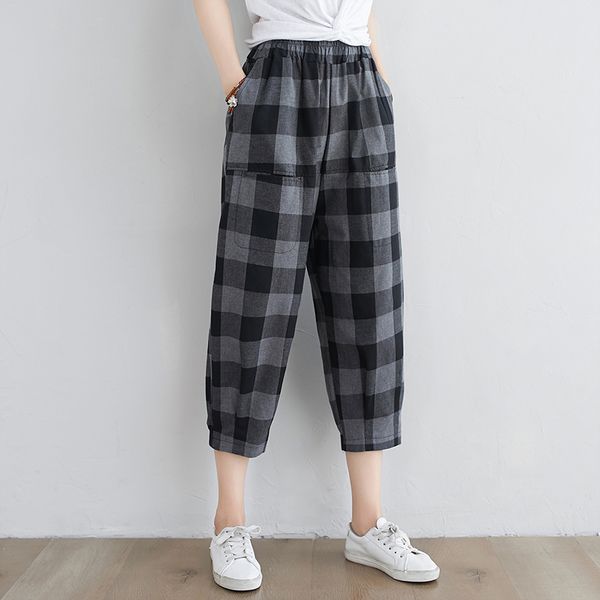 2021 new cotton linen harajuku plaid for women vintage trousers slim fit streetwear woman summer causal calf length f49j, Black;white
2021 new cotton linen harajuku plaid for women vintage trousers slim fit streetwear woman summer causal calf length f49j, Black;white
