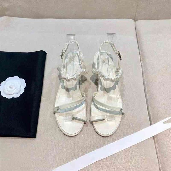 2021 new summer fairy leisure pearl french is small fragrant thick heel flat sandals, Black
2021 new summer fairy leisure pearl french is small fragrant thick heel flat sandals, Black