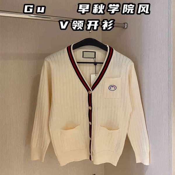 women's sweaters () gujia 21ss early autumn embroidery double college style v-neck cardigan female 07132 kbhd, White;black
women's sweaters () gujia 21ss early autumn embroidery double college style v-neck cardigan female 07132 kbhd, White;black