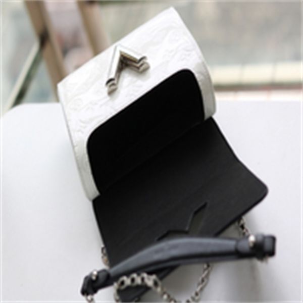brand designer luxury 6xzu m50308 patent leather print flip shoulder bag white women handbags iconic bags handles shoulder bags totes cr, Red;black
brand designer luxury 6xzu m50308 patent leather print flip shoulder bag white women handbags iconic bags handles shoulder bags totes cr, Red;black