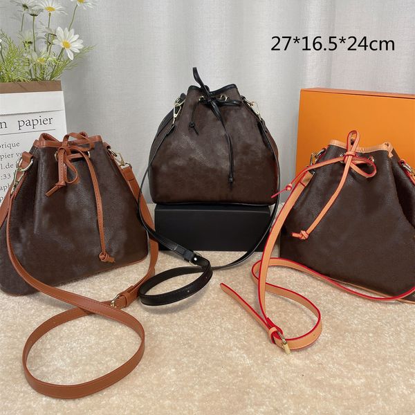 classic luxury women bucket shouder bags designer crossbody shopping bag draw strings fashion lady beach purses small size high quality
classic luxury women bucket shouder bags designer crossbody shopping bag draw strings fashion lady beach purses small size high quality