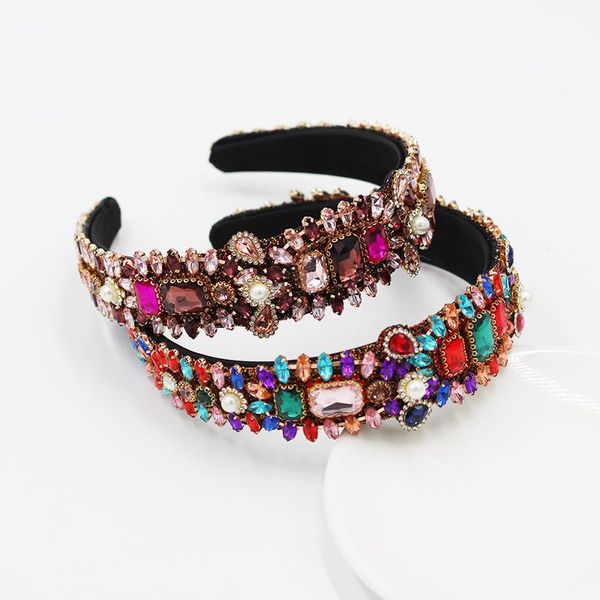 wide-sided fashion retro style hair accessories new baroque pearl color inlaid color rhinestone luxury hair accessories 825, Golden;silver
wide-sided fashion retro style hair accessories new baroque pearl color inlaid color rhinestone luxury hair accessories 825, Golden;silver
