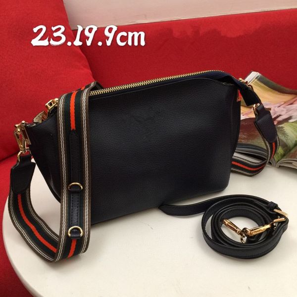 fashion classic handbag genuine leather with strap purse shoulder bags women handbags
fashion classic handbag genuine leather with strap purse shoulder bags women handbags