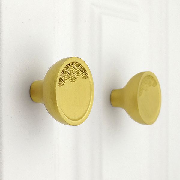 gold brass handle and knob cabinet drawer pull knob door pull artistical chinese style furniture hardware with screw
gold brass handle and knob cabinet drawer pull knob door pull artistical chinese style furniture hardware with screw