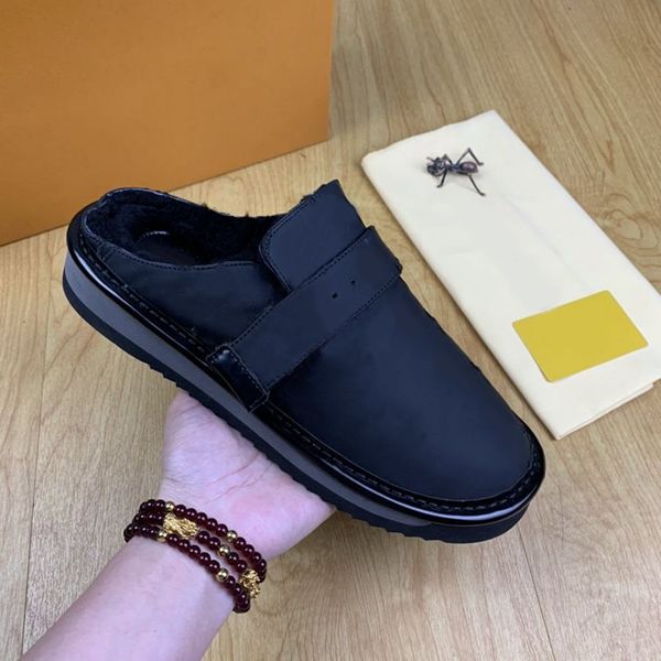 2021 new men shoes designer slippers sneaker monograns cozy mule shearling casual shoes sneakers loui with box eur 38-44, Black
2021 new men shoes designer slippers sneaker monograns cozy mule shearling casual shoes sneakers loui with box eur 38-44, Black