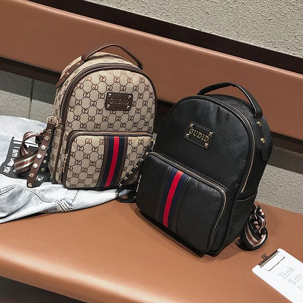 luxury trendy bags luxury quality chaopai 2021 backpack korean printed small schoolbag fashion canvas leisure capacity backpack
luxury trendy bags luxury quality chaopai 2021 backpack korean printed small schoolbag fashion canvas leisure capacity backpack