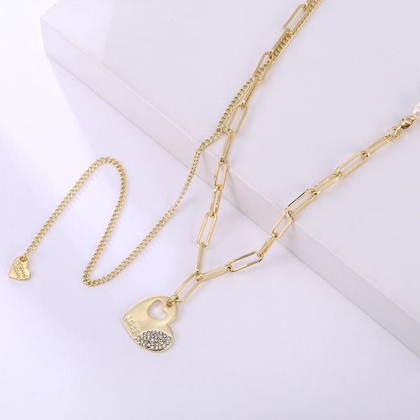 chains the micro set zircon splicing love pendant 2021 creative fashion pearl beads female temperament joker, Silver
chains the micro set zircon splicing love pendant 2021 creative fashion pearl beads female temperament joker, Silver