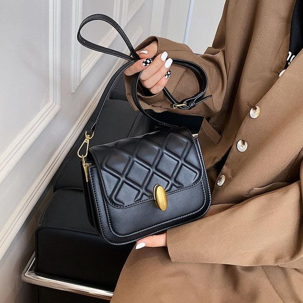 evening bags high-quality diamond small bag female autumn 2021 wave korean fashion square wild single shoulder messenger
evening bags high-quality diamond small bag female autumn 2021 wave korean fashion square wild single shoulder messenger