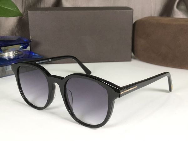 0752 ladies sunglasses fashionable and popular retro style round high-grade sheet frame anti-ultraviolet lens frame box, White;black
0752 ladies sunglasses fashionable and popular retro style round high-grade sheet frame anti-ultraviolet lens frame box, White;black