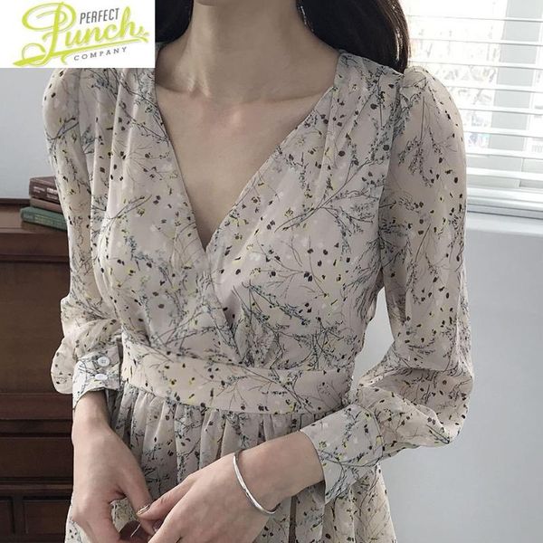 casual dresses korean elegant floral midi for women puff sleeve dress v neck spring summer vestidos pph205, Black;gray
casual dresses korean elegant floral midi for women puff sleeve dress v neck spring summer vestidos pph205, Black;gray