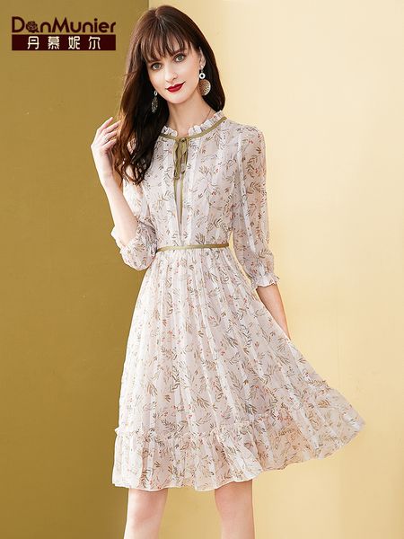 french high-end 2021 new floral chiffon dress female spring dress waist was thinner ladies temperament a-line skirt, Black;gray
french high-end 2021 new floral chiffon dress female spring dress waist was thinner ladies temperament a-line skirt, Black;gray