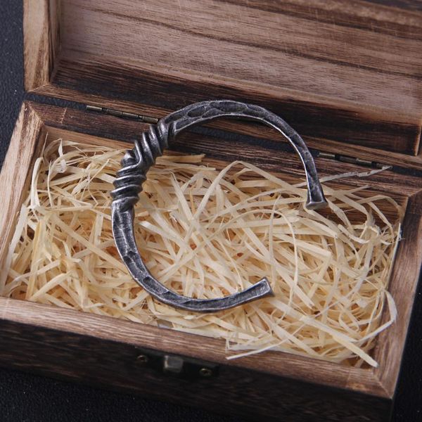 link, chain never fade arrival iron color vikings bangle with wooden box as gift, Black
link, chain never fade arrival iron color vikings bangle with wooden box as gift, Black
